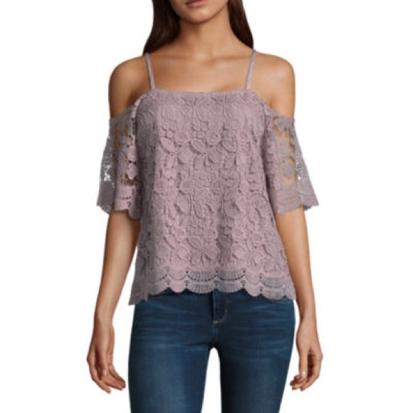 Miss Chievous Tops - Off the shoulder top 😍